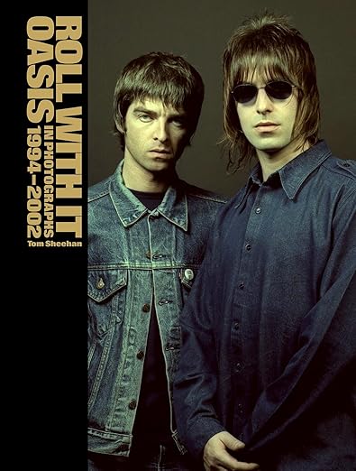 Roll With It: Oasis in Photographs 1994–2002 - Image 2
